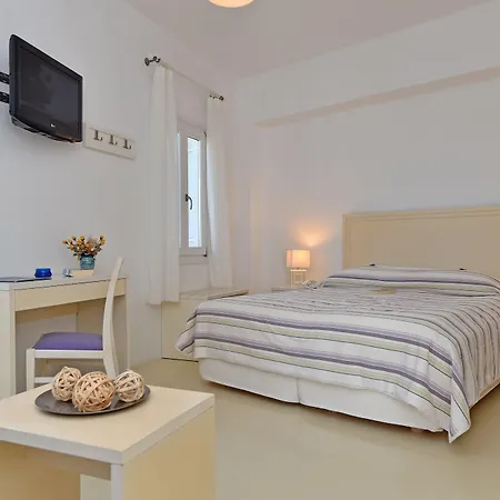 Hotel & Kalypso 3*