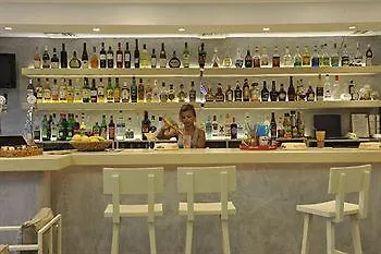 & Kalypso 3* Naousa (Paros)