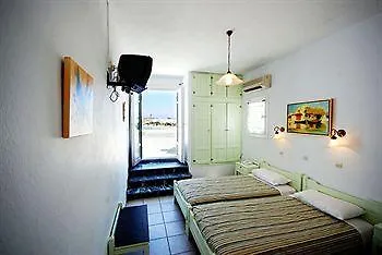 & Kalypso Hotel Naousa (Paros)