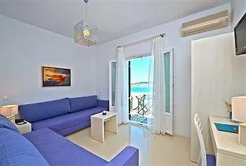 & Kalypso 3* Naousa (Paros)